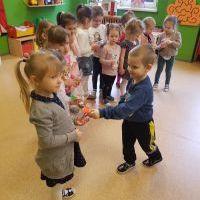 Dzień Kobiet w grupie Słoniki (3)