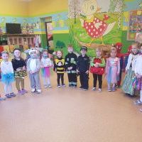Słoniki na balu (2)